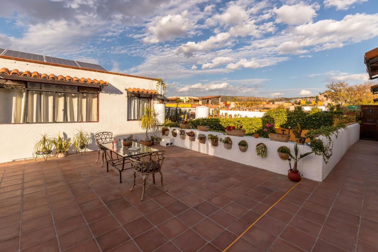 Hotel Petra Сан Мигел де Аленде Екстериор снимка